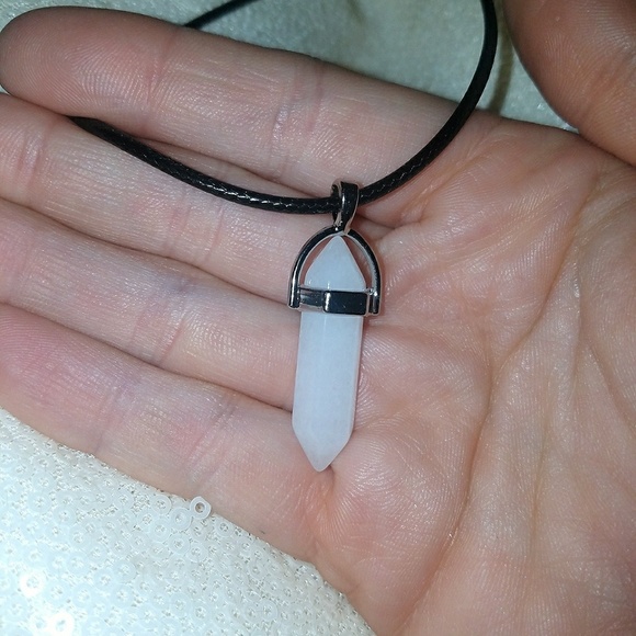 White Quartz Chakra healing necklace - Picture 4 of 6